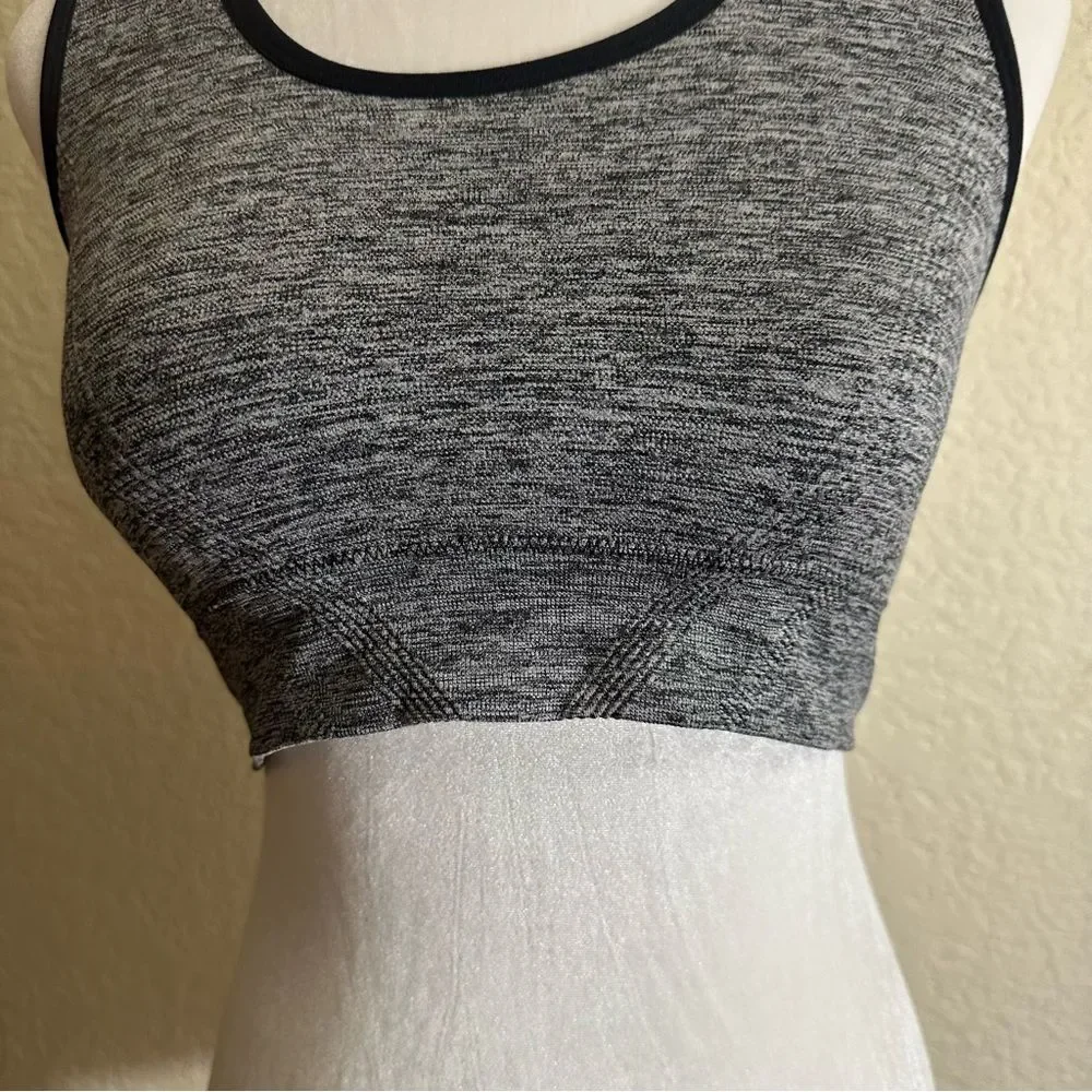 Ryka Gray and Black Stretchy Sports Bra Size Large‎